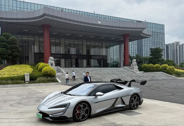 群峰重工领导拜访比亚迪参观考察 共谋新能源合作与沙特储能市场拓展